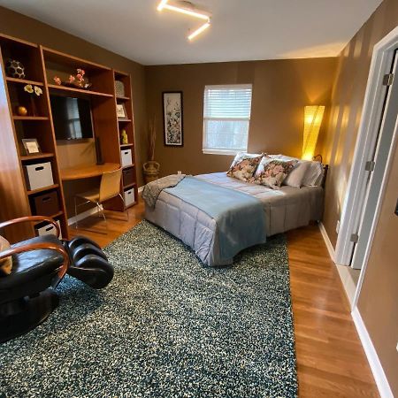 Here It Is! Cool Cape Cod-3 Br-2.5 Bath-12 Guests Olathe Exterior photo