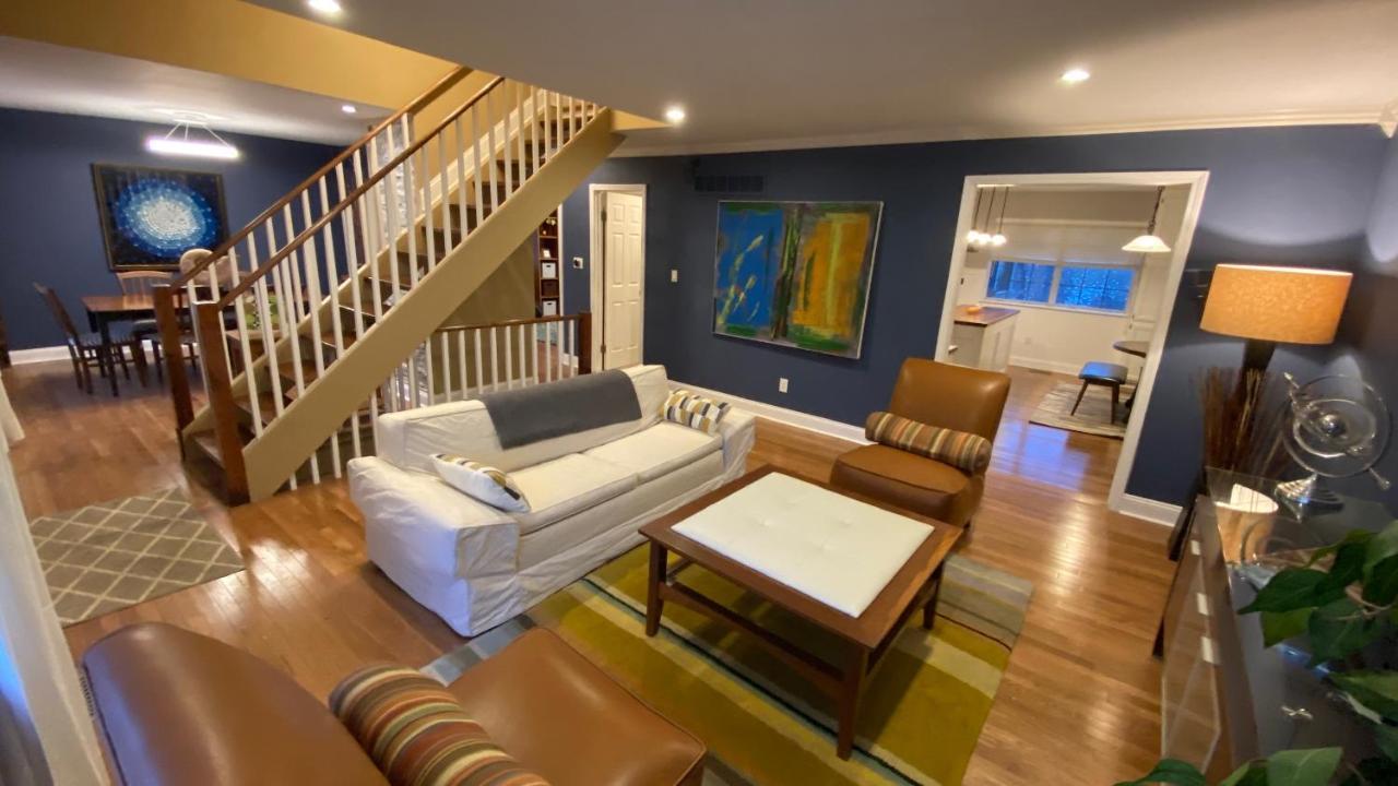 Here It Is! Cool Cape Cod-3 Br-2.5 Bath-12 Guests Olathe Exterior photo